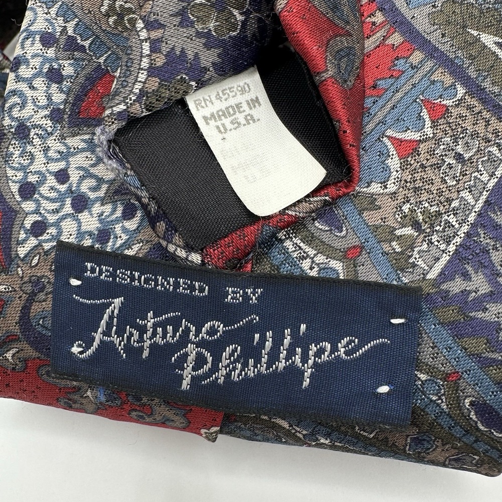 Vintage Arturo Philippe Red Blue Paisley Necktie USA Made Classic Tie - Picture 4 of 6